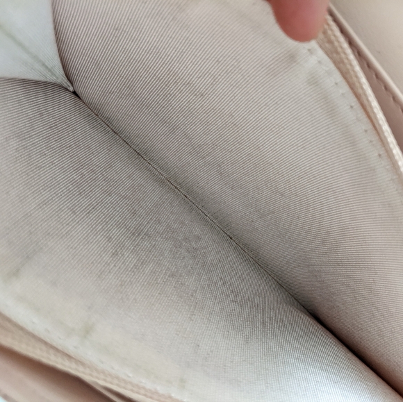 Chanel Wallet - Picture 10 of 15